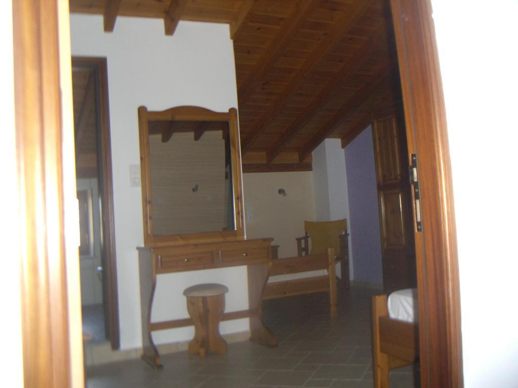 Blue Villa Panormos  객실 사진