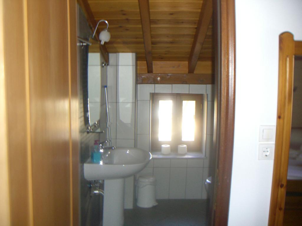 Blue Villa Panormos  객실 사진